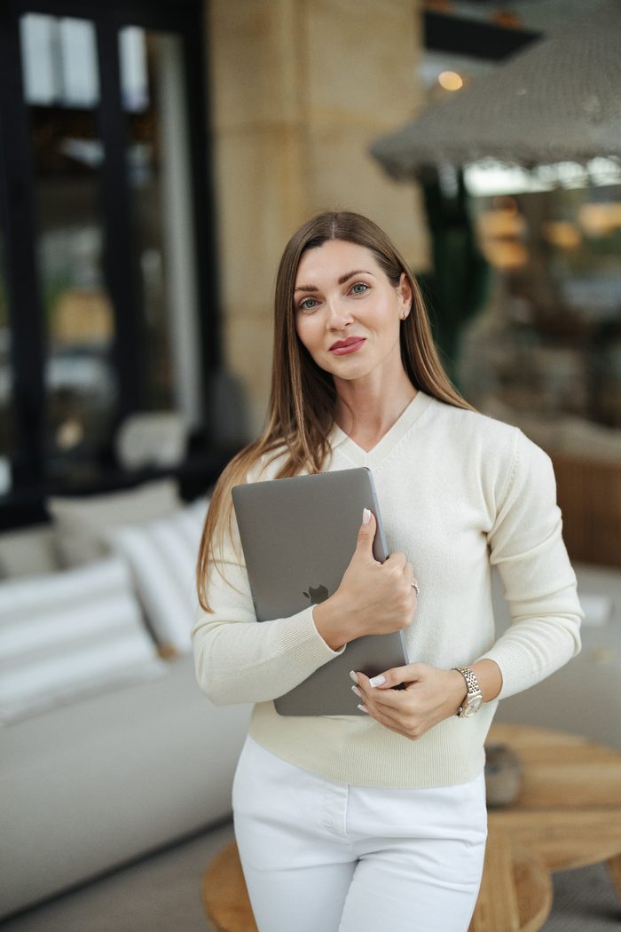 Anna with laptop