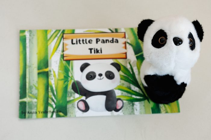 Illustration from Little Panda Tiki: Tiki the panda sets off on a journey